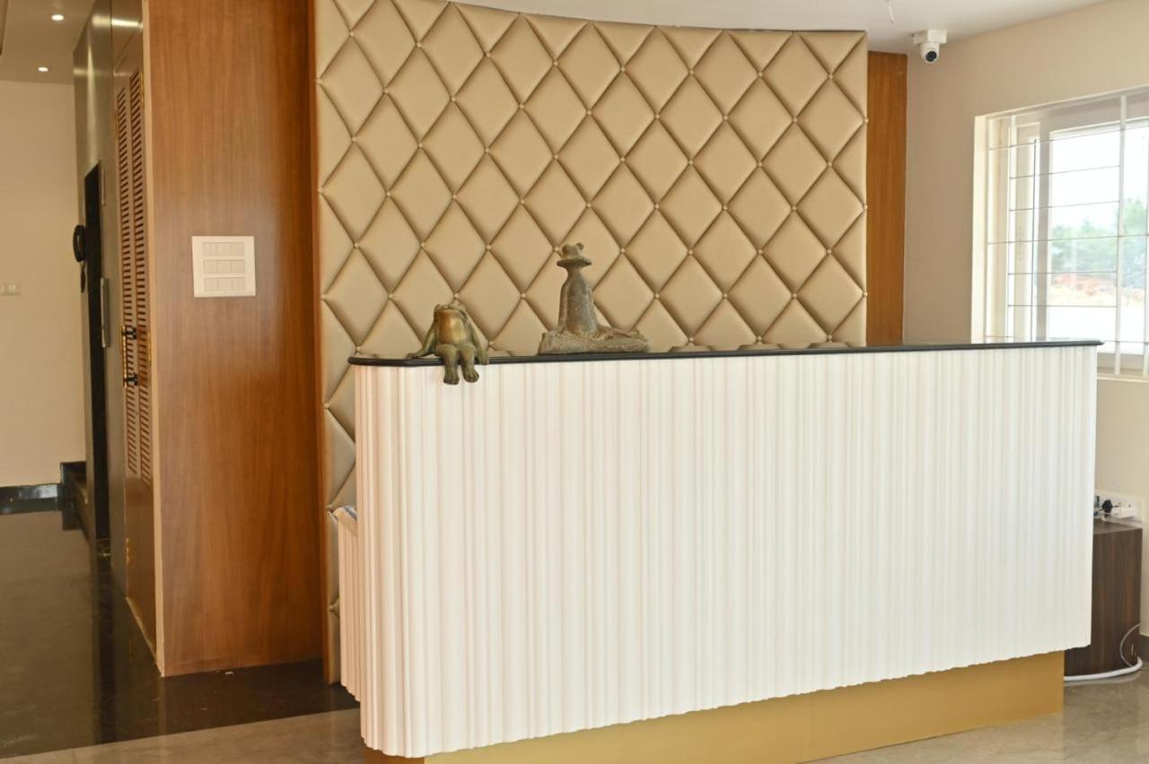 Hometown Sharu'S Inn A Luxury Hotel จิกมากาลูร์ ภายนอก รูปภาพ