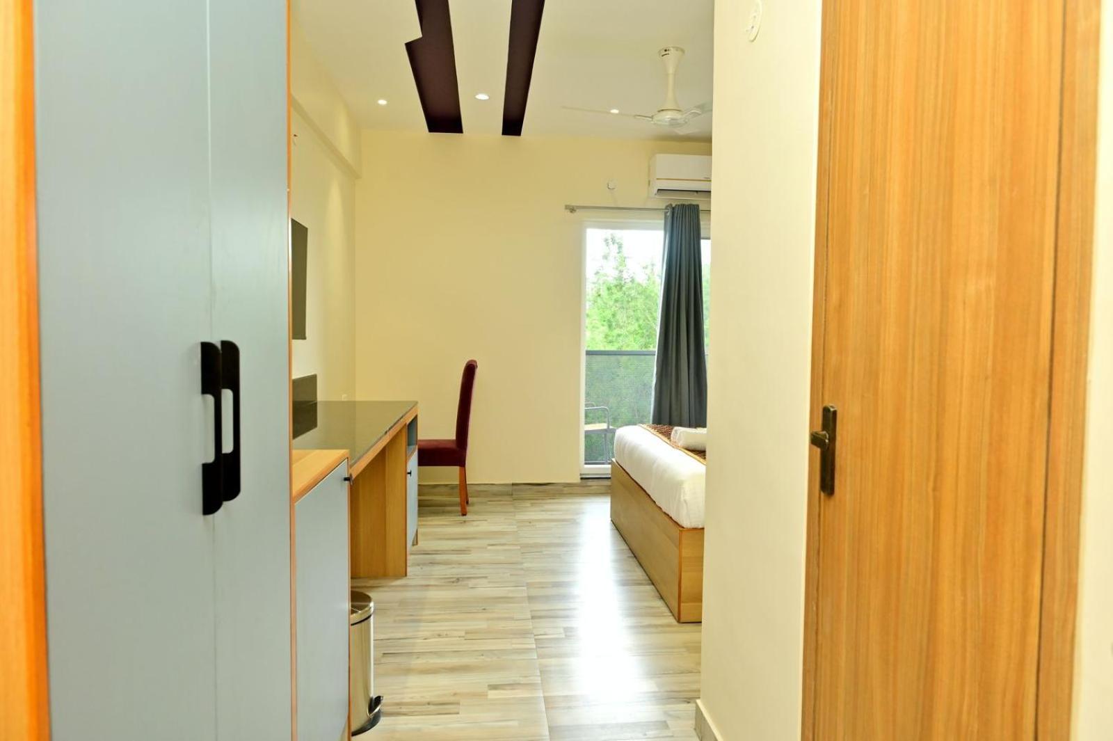 Hometown Sharu'S Inn A Luxury Hotel จิกมากาลูร์ ภายนอก รูปภาพ