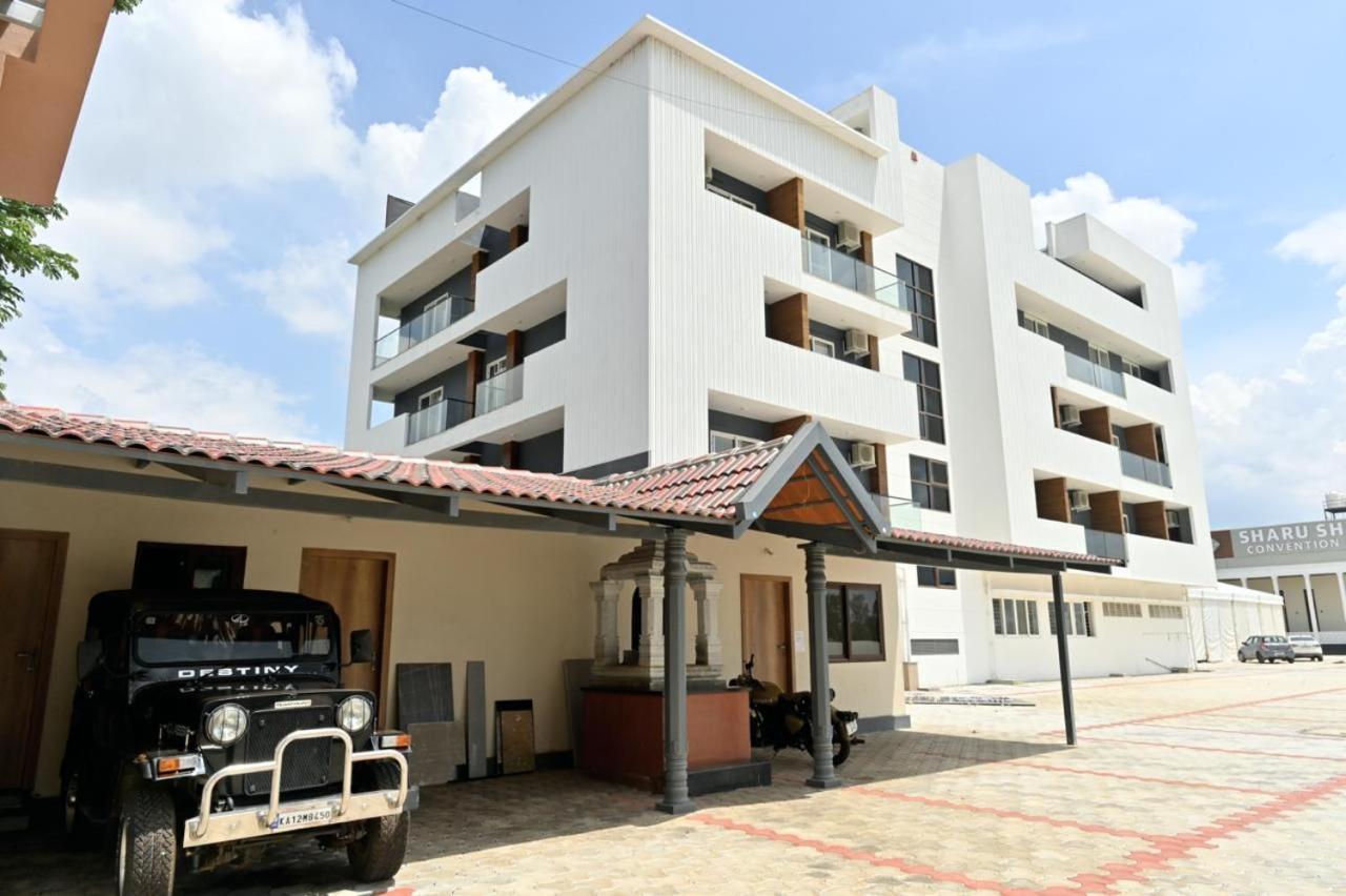 Hometown Sharu'S Inn A Luxury Hotel จิกมากาลูร์ ภายนอก รูปภาพ